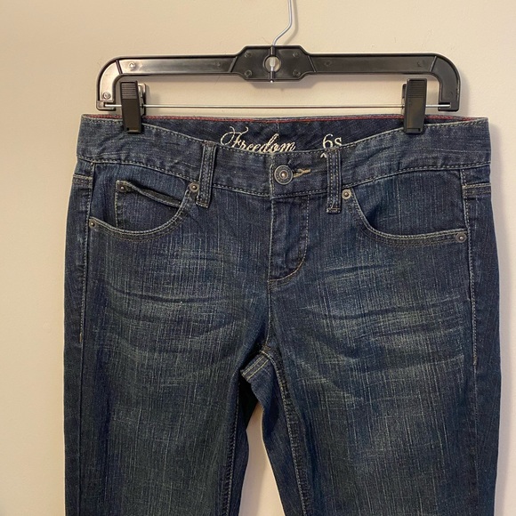 tommy hilfiger freedom jeans